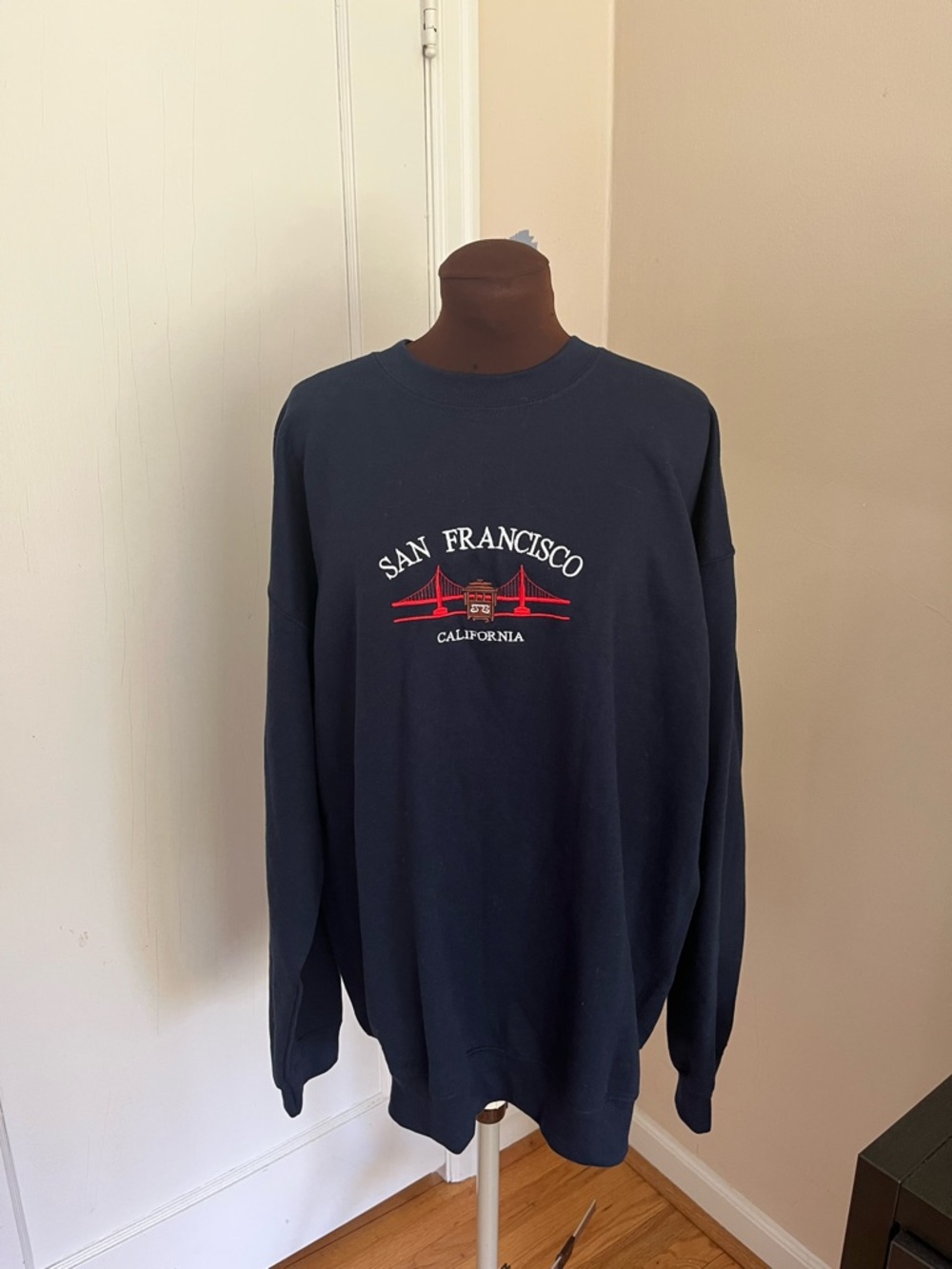 San Francisco crewneck sweater. XL
